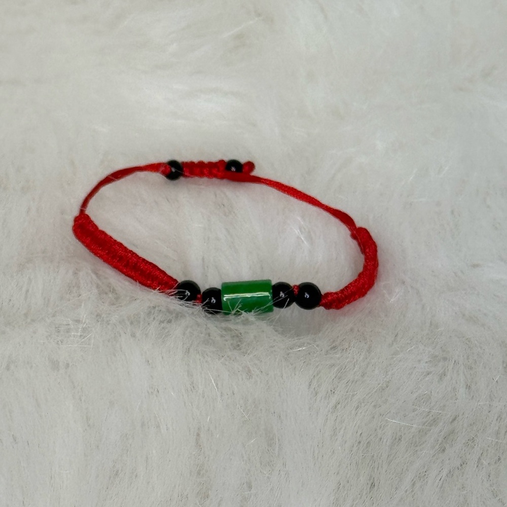 Handmade Simulated Jade Red String Bracelet